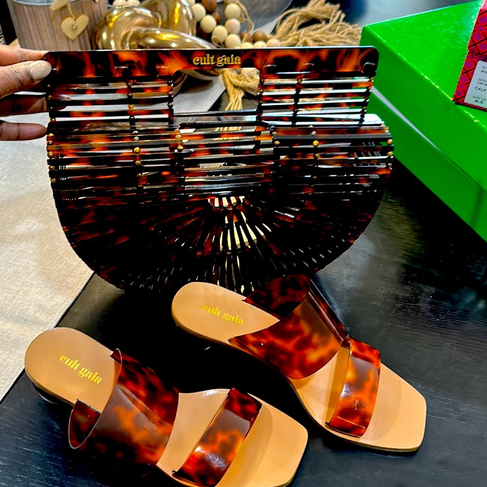 Tiger eye print sandals and matching handbag